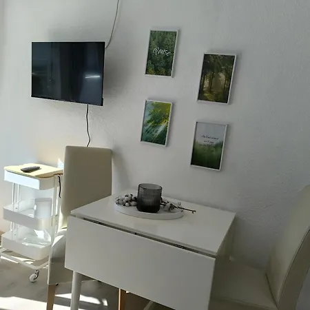 Laubgefluester Entspannung Pur Mit Sonnenterrasse Und Optionalem Wellnessraum * Dornum