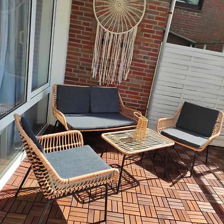 Laubgefluester Entspannung Pur Mit Sonnenterrasse Und Optionalem Wellnessraum Apartment