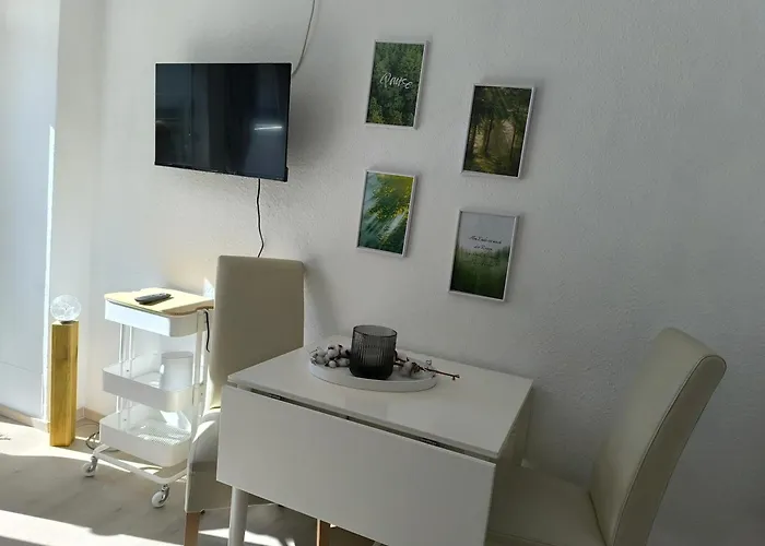 Laubgefluester Entspannung Pur Mit Sonnenterrasse Und Optionalem Wellnessraum * Dornum