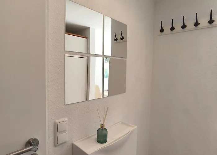 Laubgefluester Entspannung Pur Mit Sonnenterrasse Und Optionalem Wellnessraum * Dornum